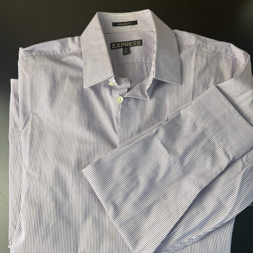 Express Button Up‎ Shirt Men's Medium 100% Cotton Striped Purple White Button Up